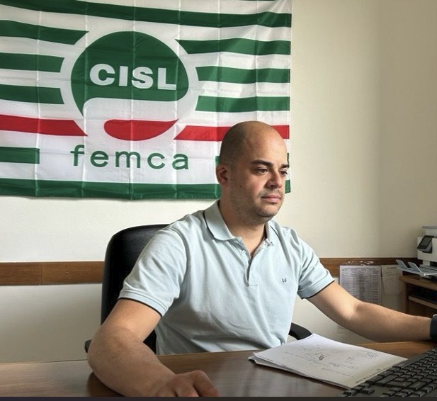 Crisi calzaturiero ad Arezzo: produzione ferma, lavoratori senza tutele. Chiesto il tavolo regionale di crisi